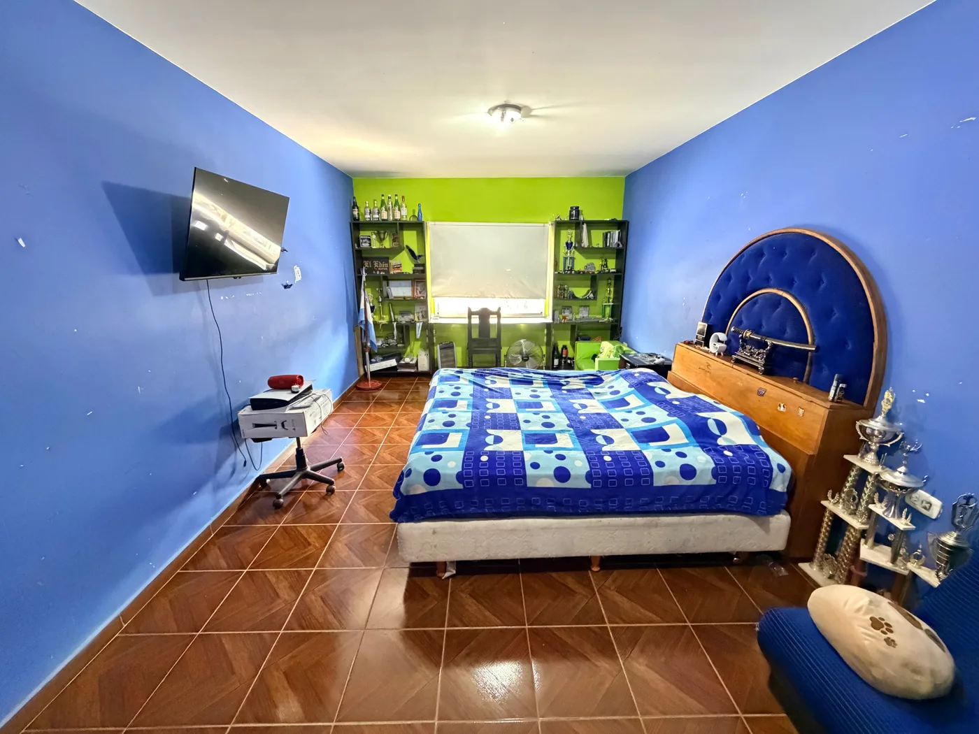 Importante casa de 4 dormitorios sobre av. Illia, foto 8
