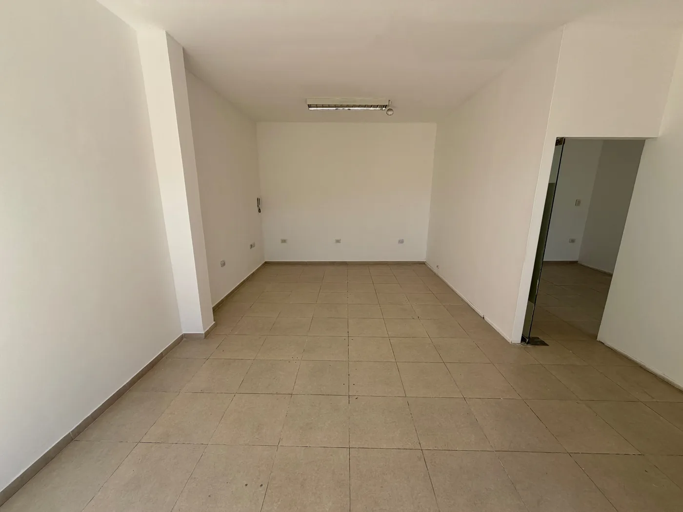 Oficinas en primer piso, foto 2