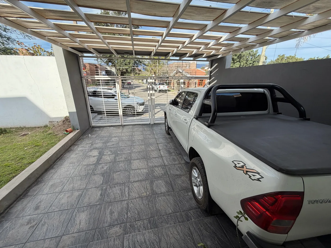 Casa de 3 dormitorios en villa parque chacabuco, foto 3