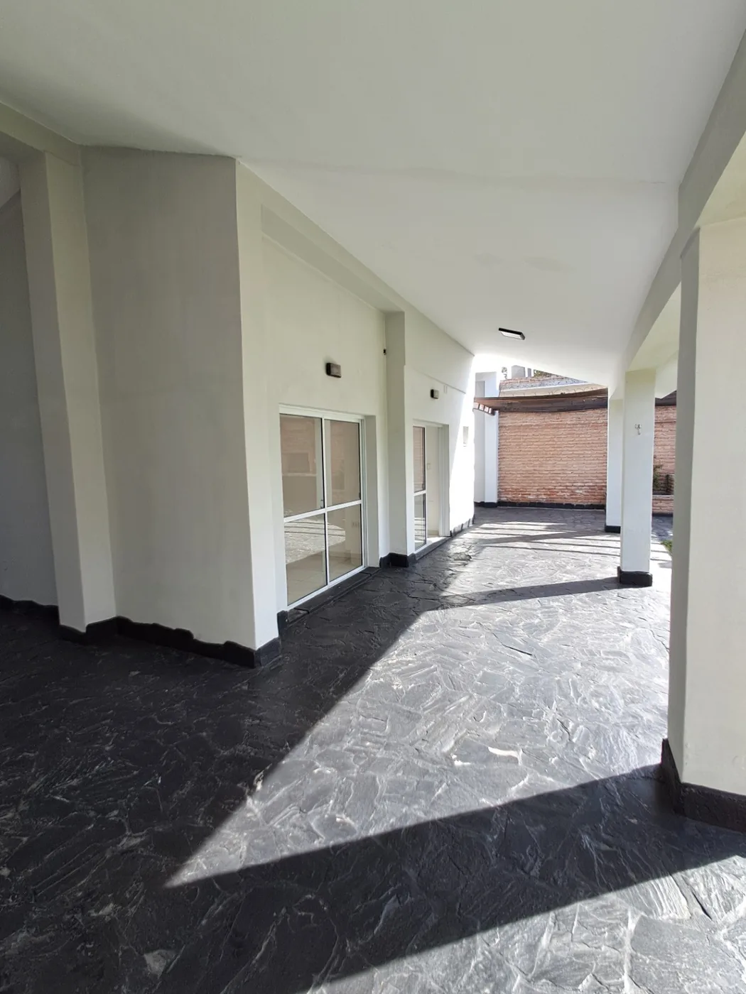 Casa de 2 dormitorios con pileta y patio, foto 5
