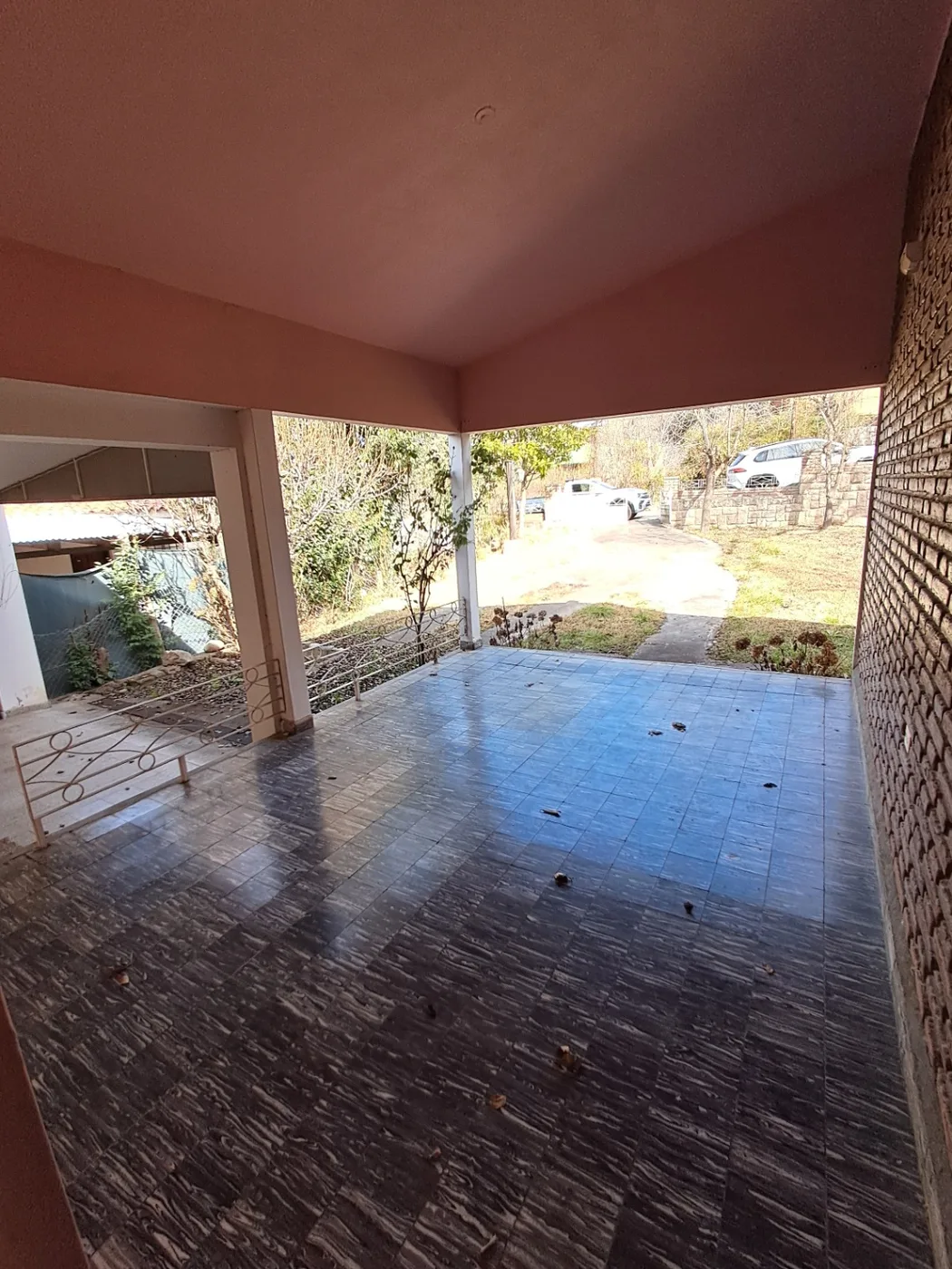Casa en el rodeo de 2 dormitorios, galeria con asador y cochera, foto 8