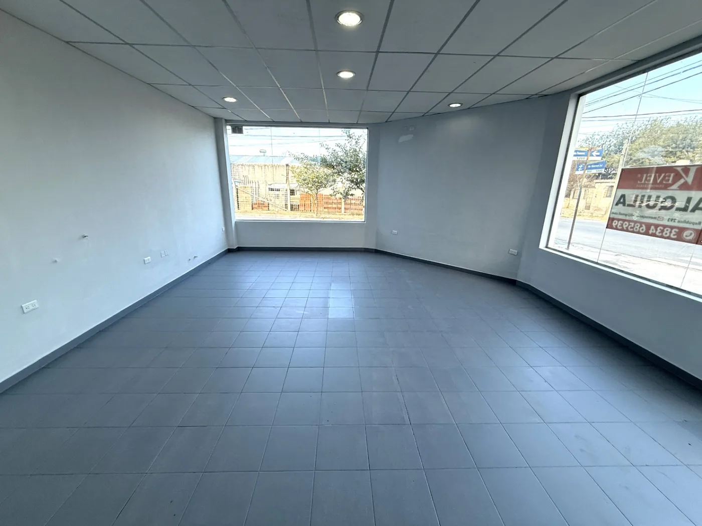 Local comercial sobre av. Guemes, foto 7