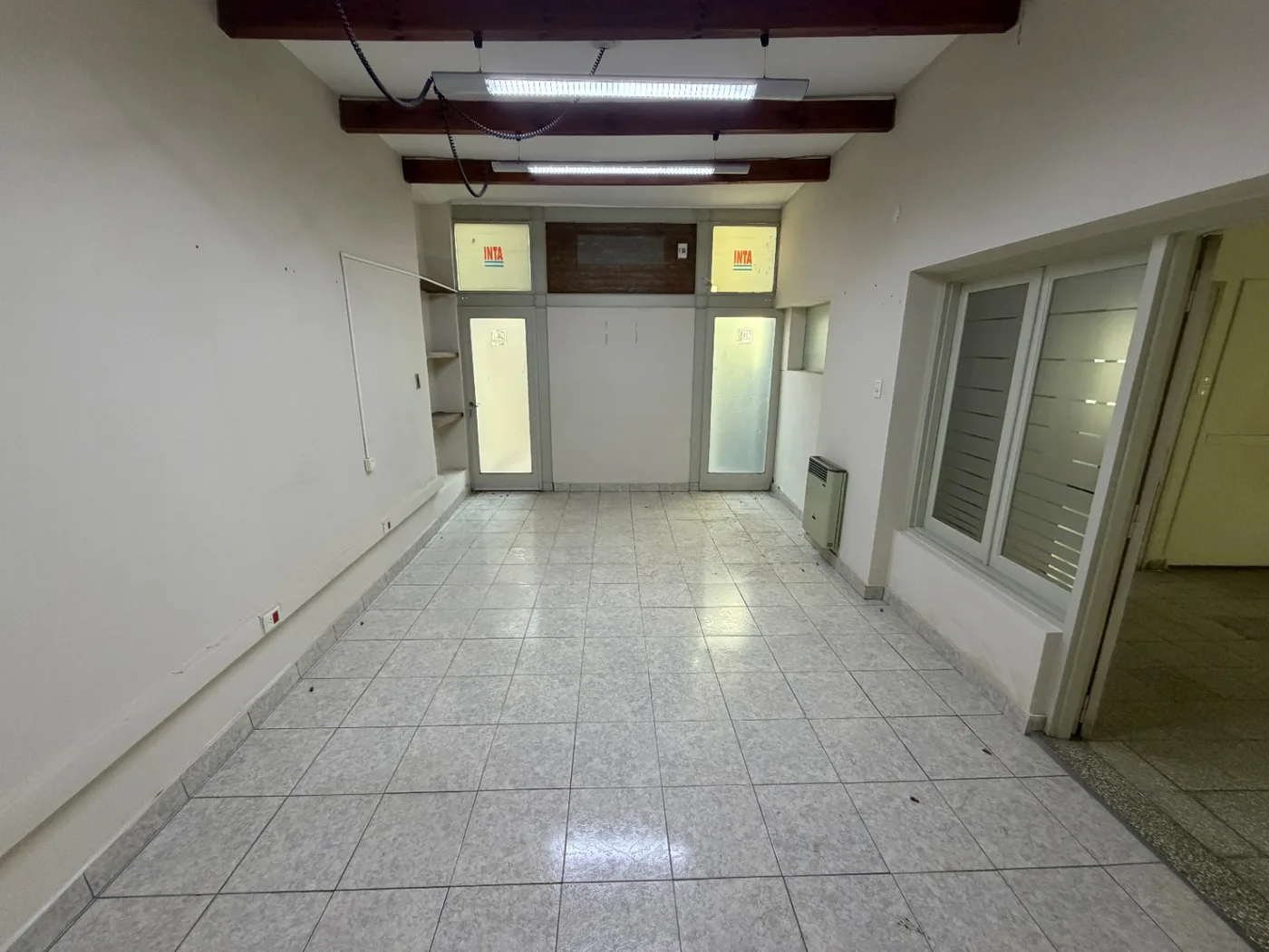 Propiedad para uso de oficinas/consultorios, foto 3