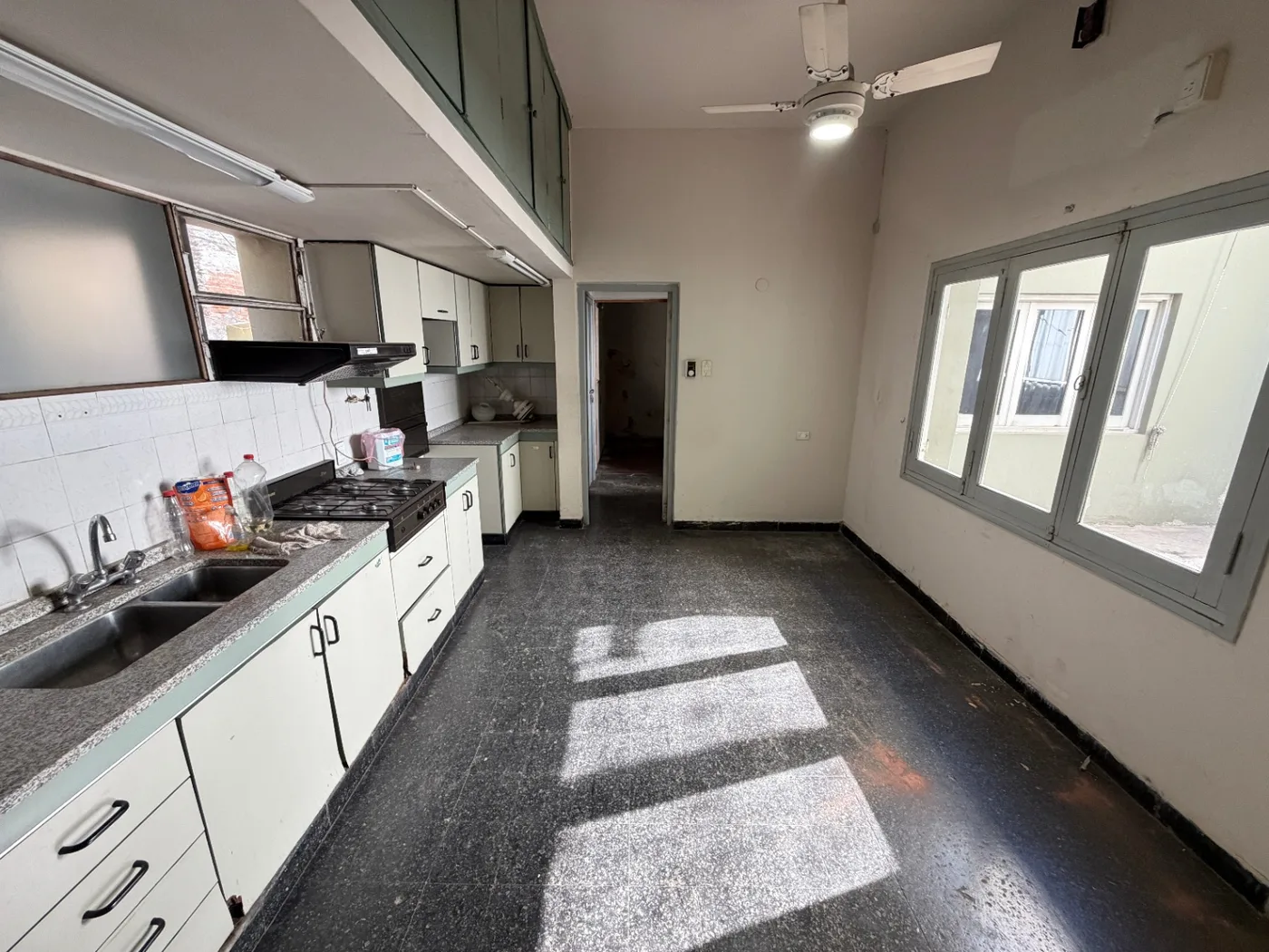 Propiedad para uso de oficinas/consultorios, foto 4