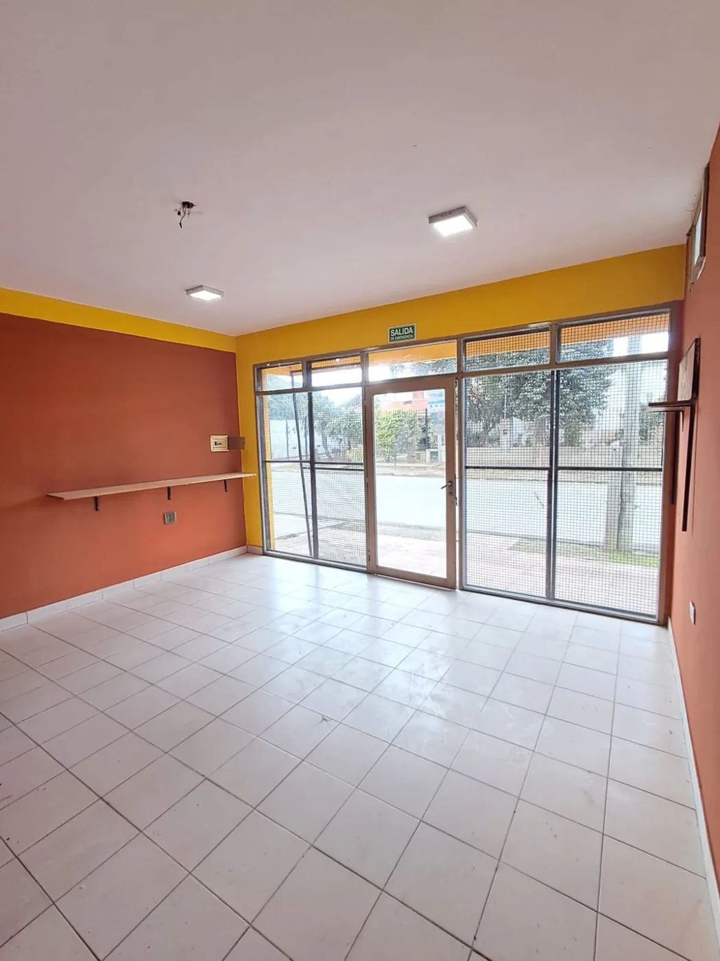 Local comercial en alquiler ubicado en San Isidro, foto 3