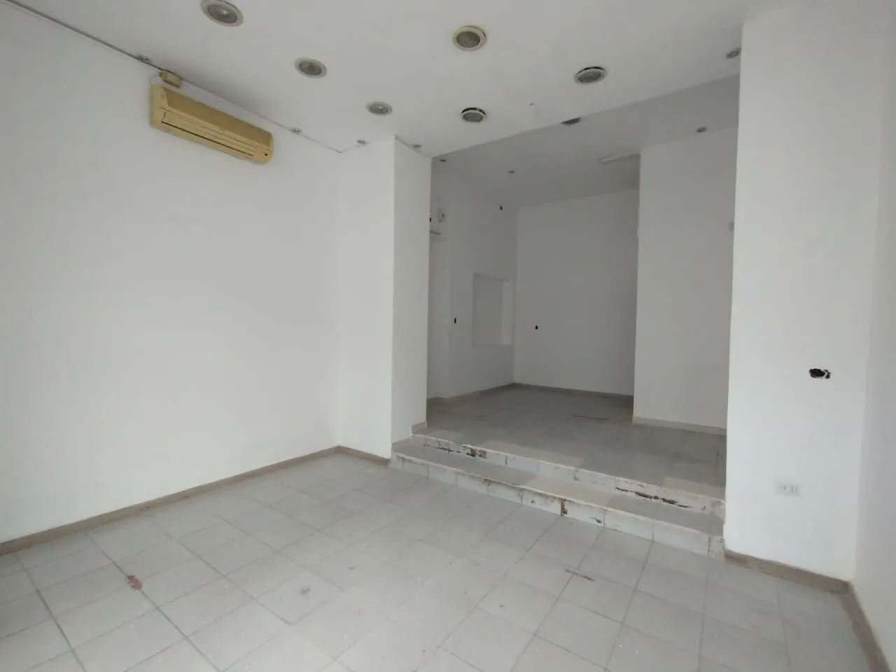 Local comercial en alquiler ubicado en Centro, foto 3