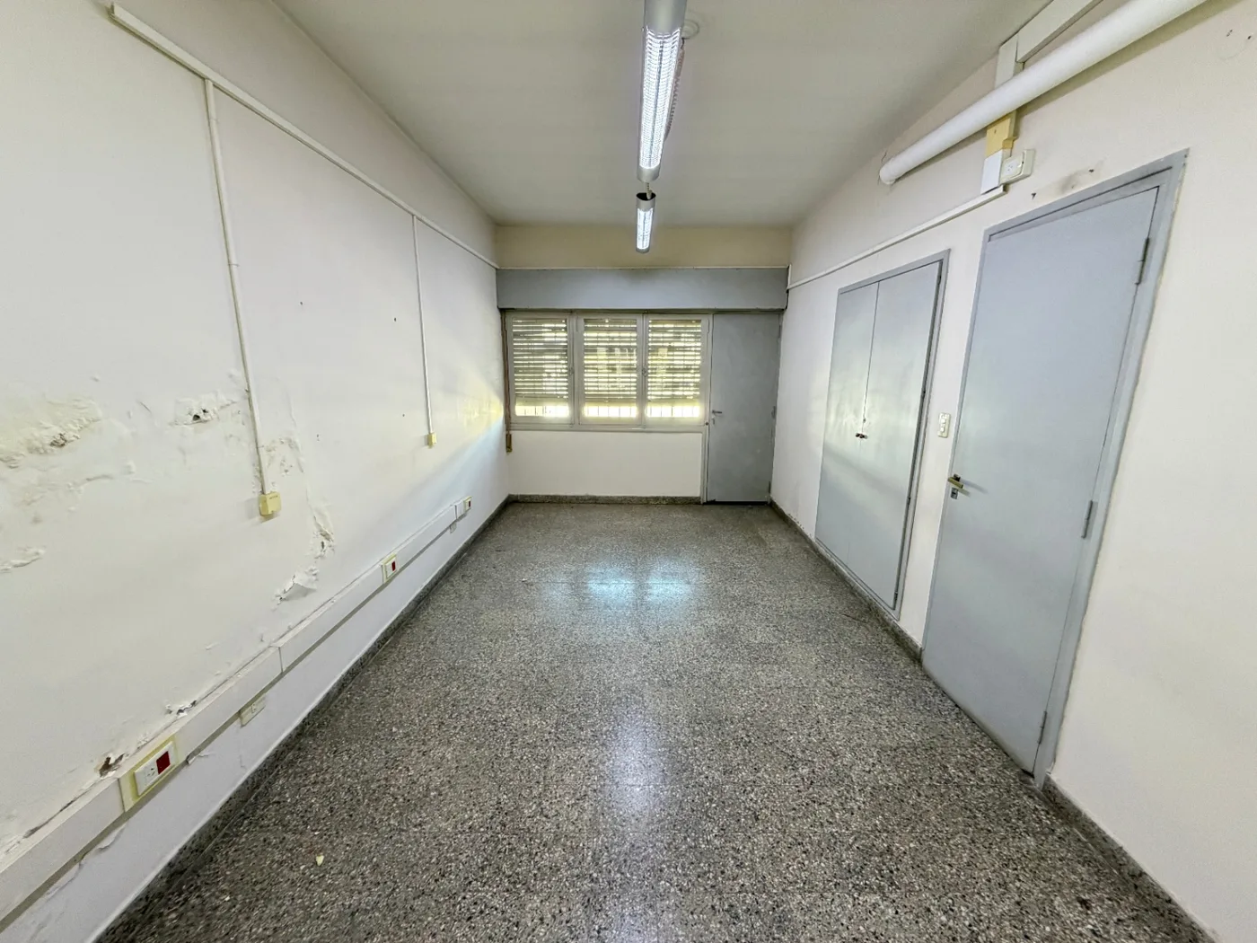 Propiedad para uso de oficinas/consultorios, foto 11