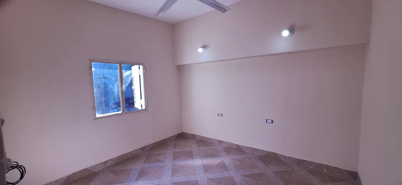 Casa en alquiler de 2 dormitorios c/ cochera, foto 3