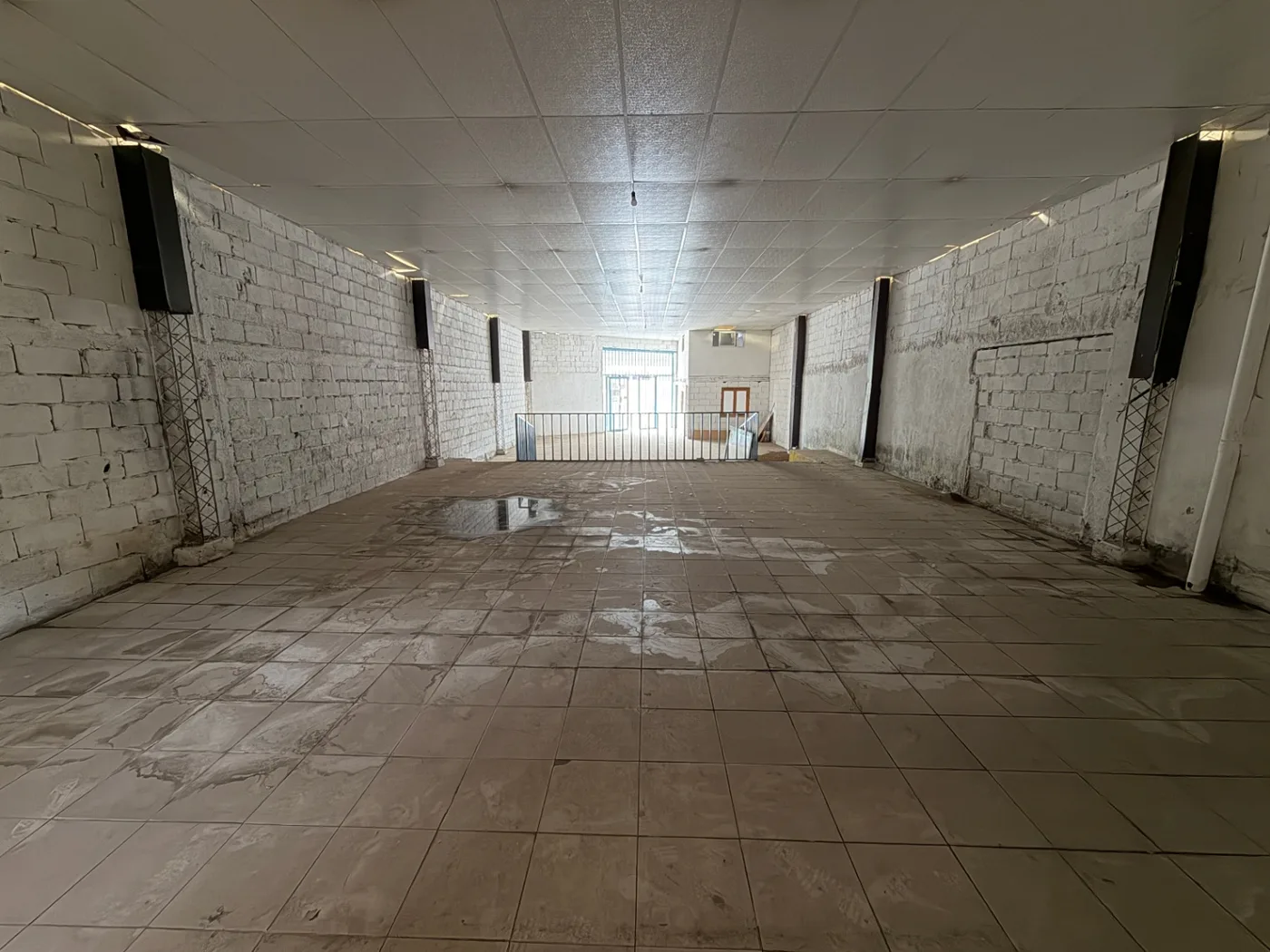Galpón en venta de 250 m², foto 3