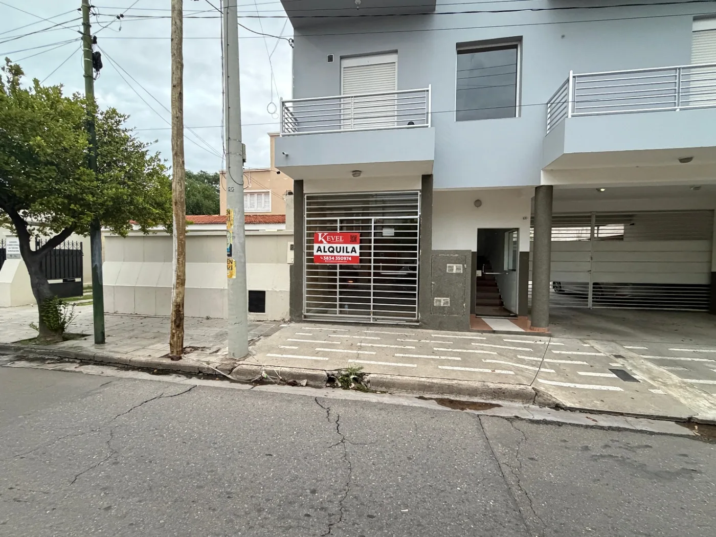 Local comercial en alquiler, foto 1