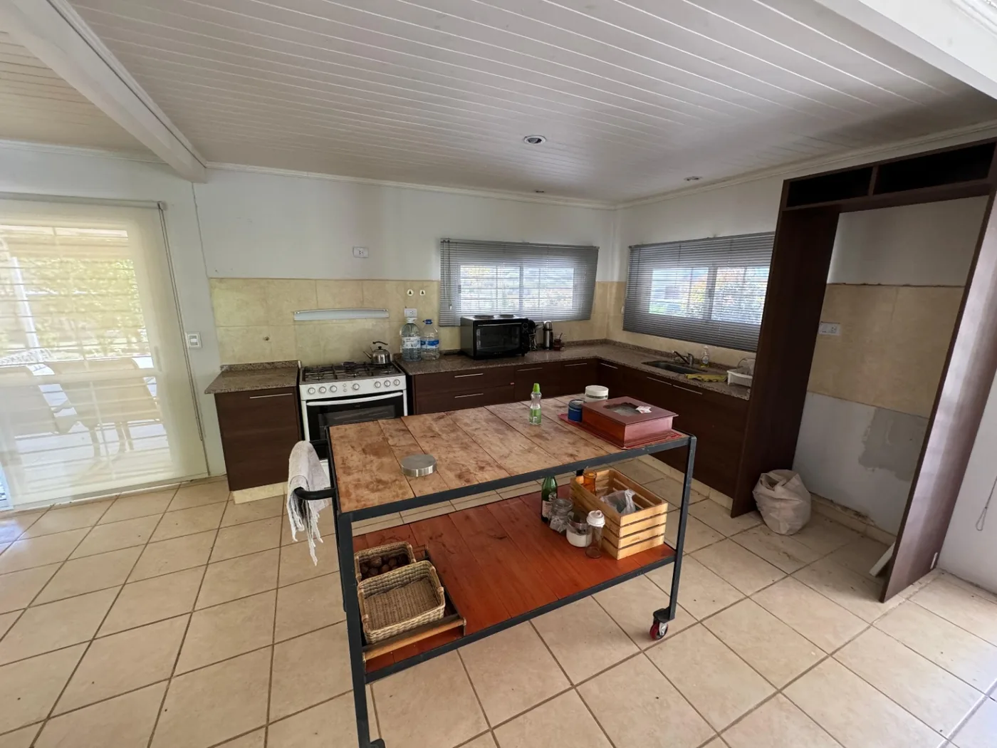 Casa parquizada en el rodeo, 2285 m² de lote, primer nivel de construccion, foto 5