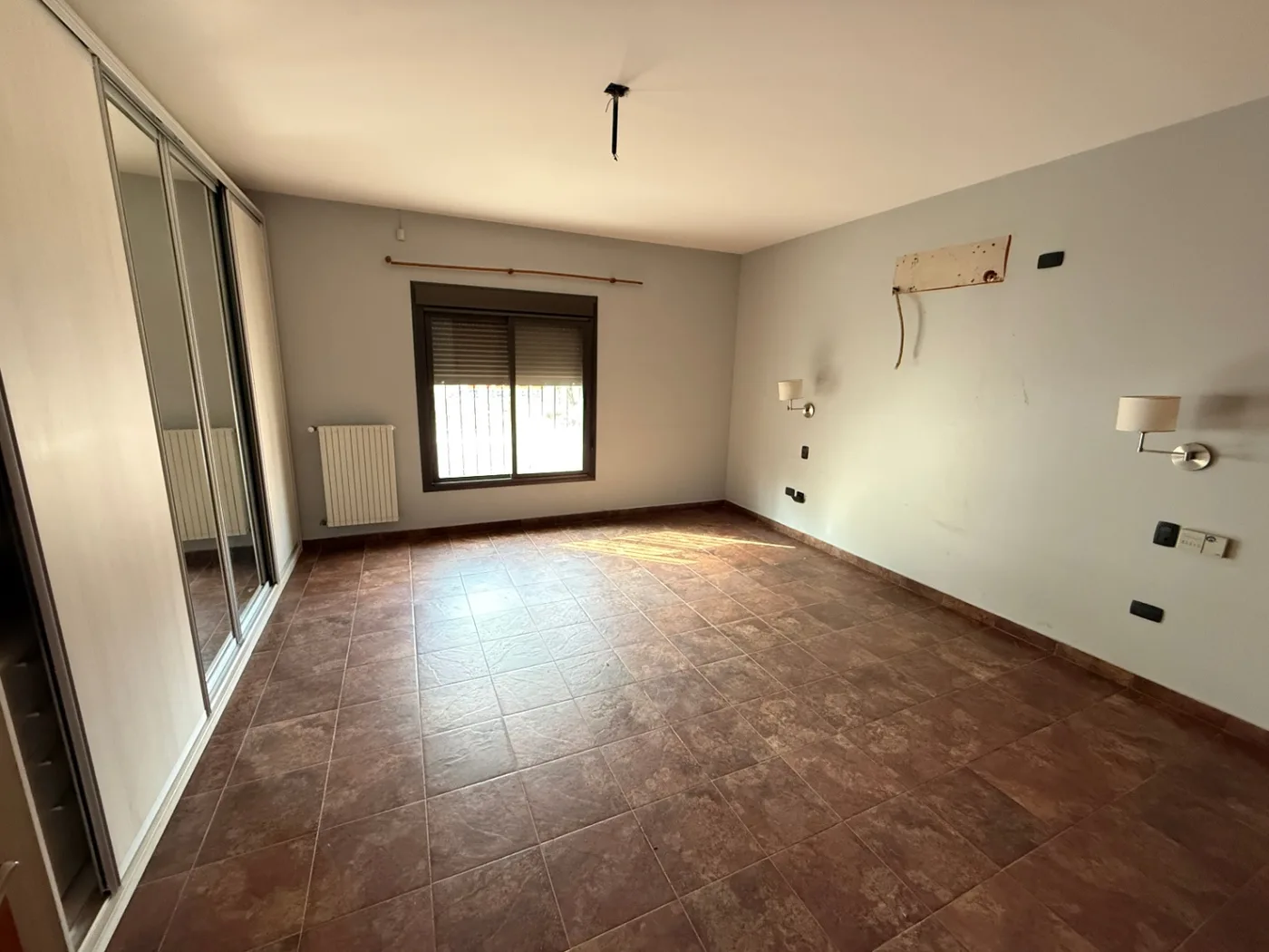 Casa zona del predio de 3 dormitorios con pileta, foto 4