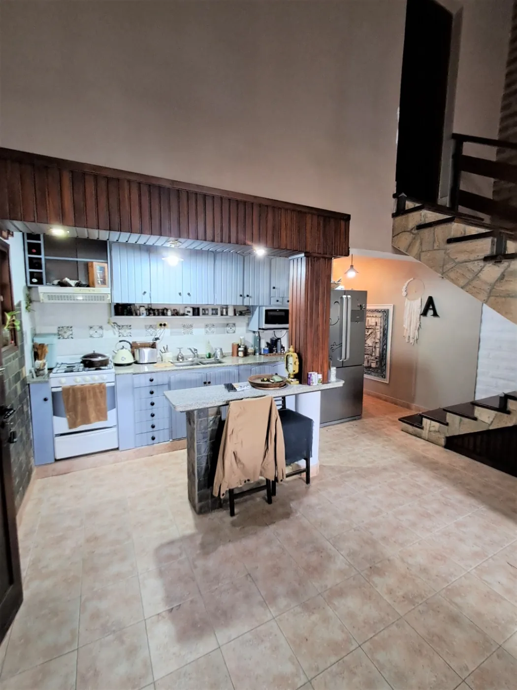 Casa de primer nivel con pileta, zona predio ferial, foto 3