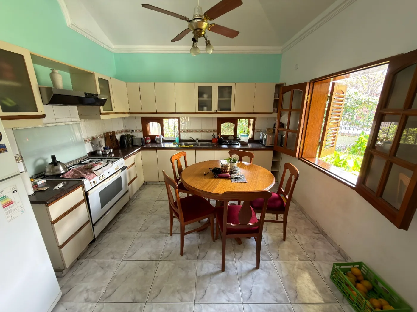 Casa sobre av. Galindez, foto 2