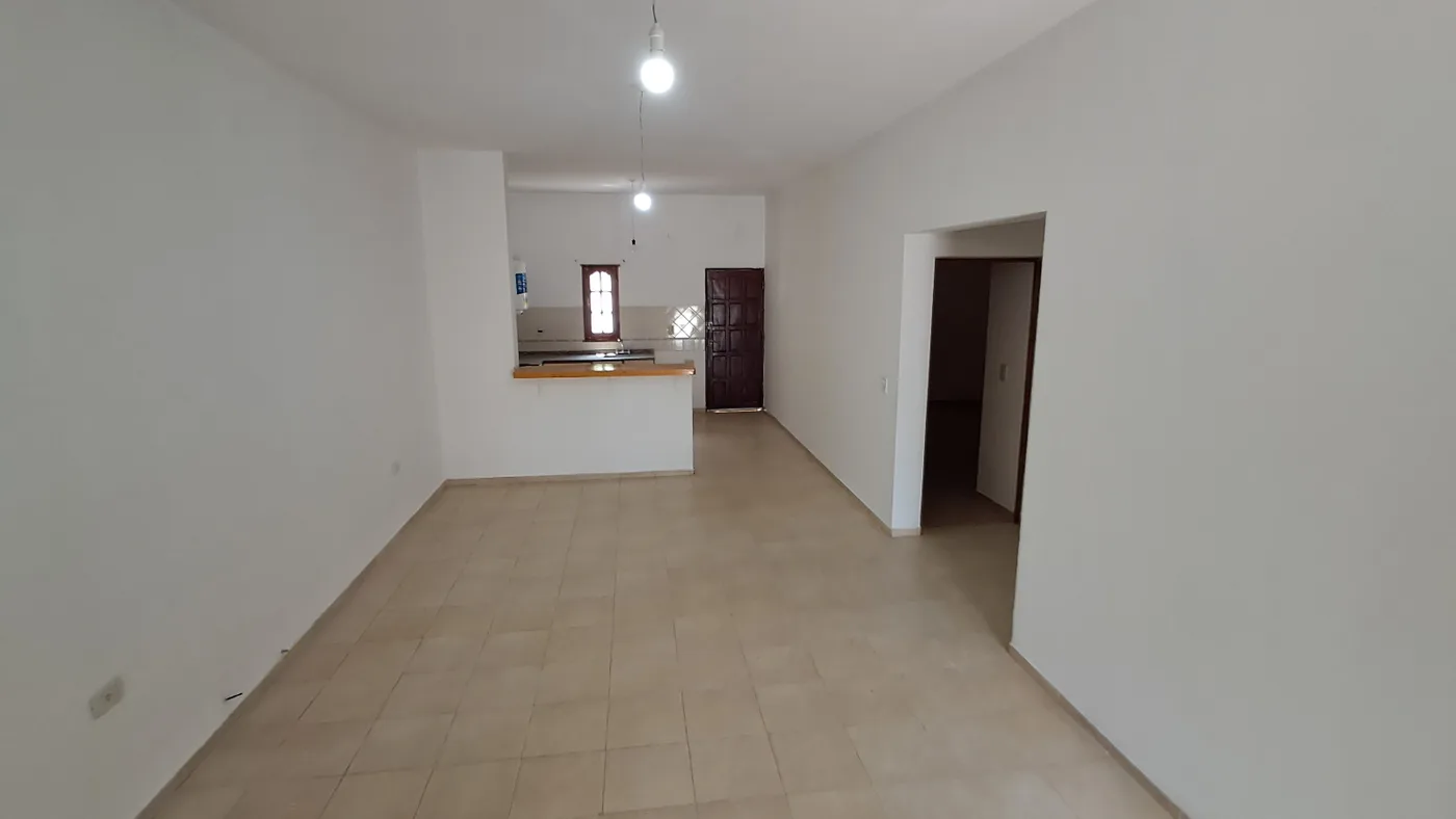 Casa de 2 dormitorios en B° lomas del tala, foto 2