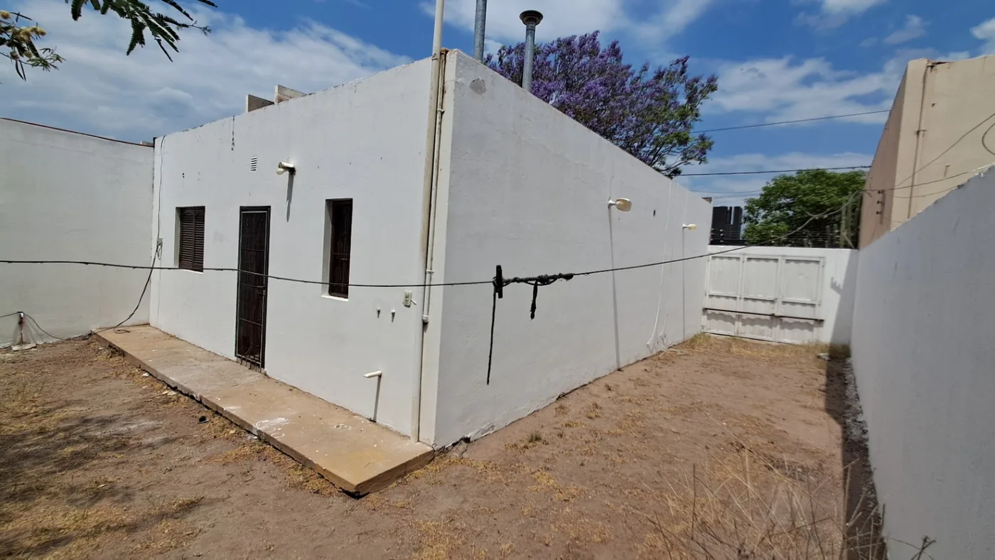 Casa de 2 dormitorios en B° lomas del tala, foto 7