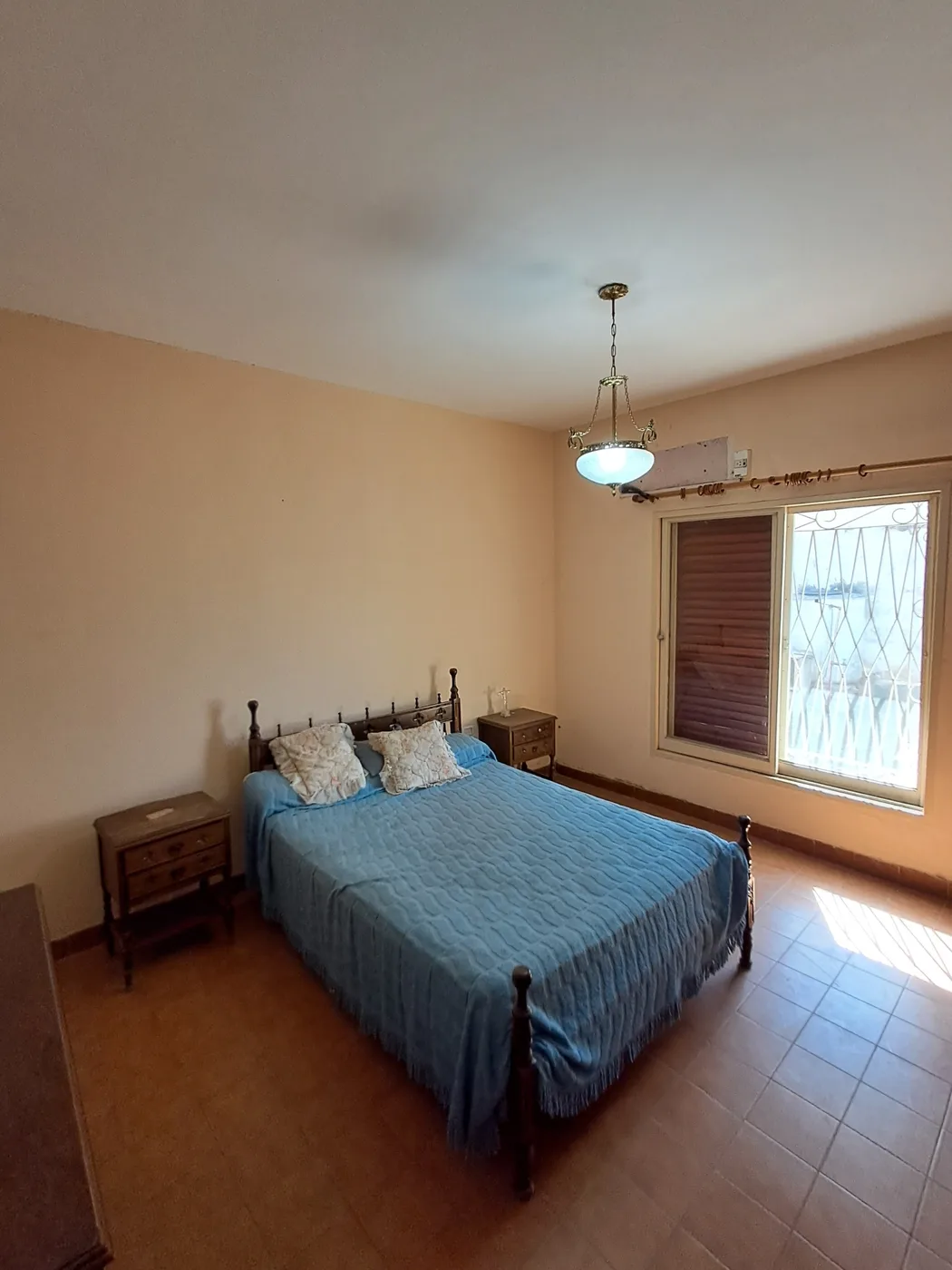 Casa de 4 dormitorios con cochera y patio. Titulos perfectos, foto 9