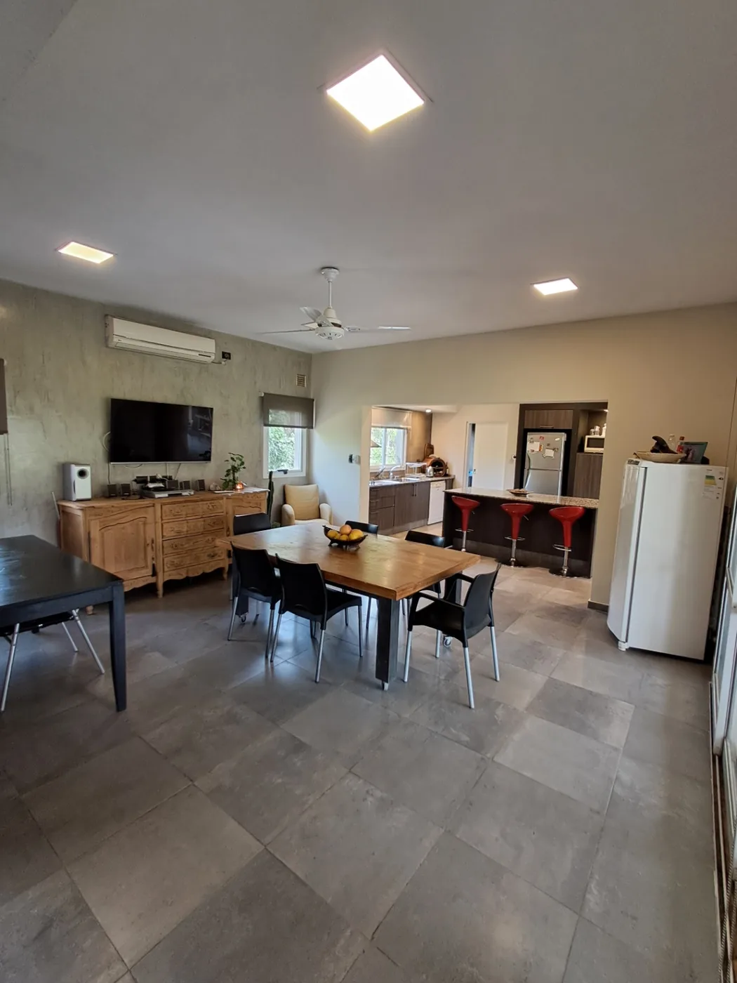 Importante casa de 3 dormitorios y pileta, foto 9