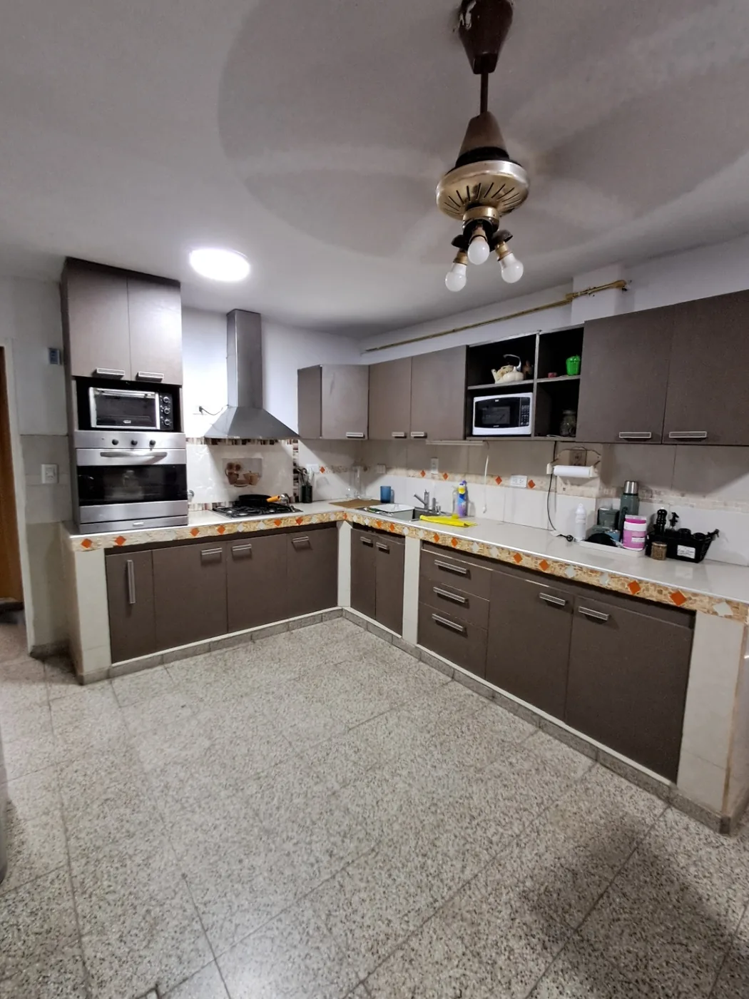 Casa en venta c/ cochera, foto 2