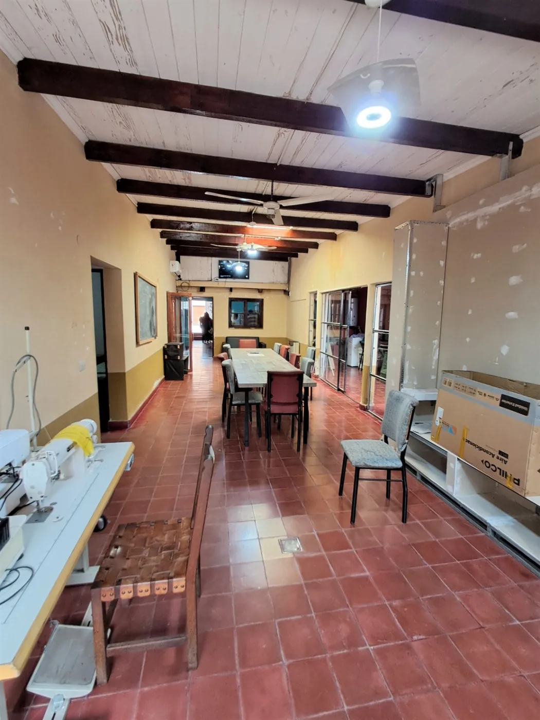 Casa en venta de 3 dormitorios c/ cochera, foto 2