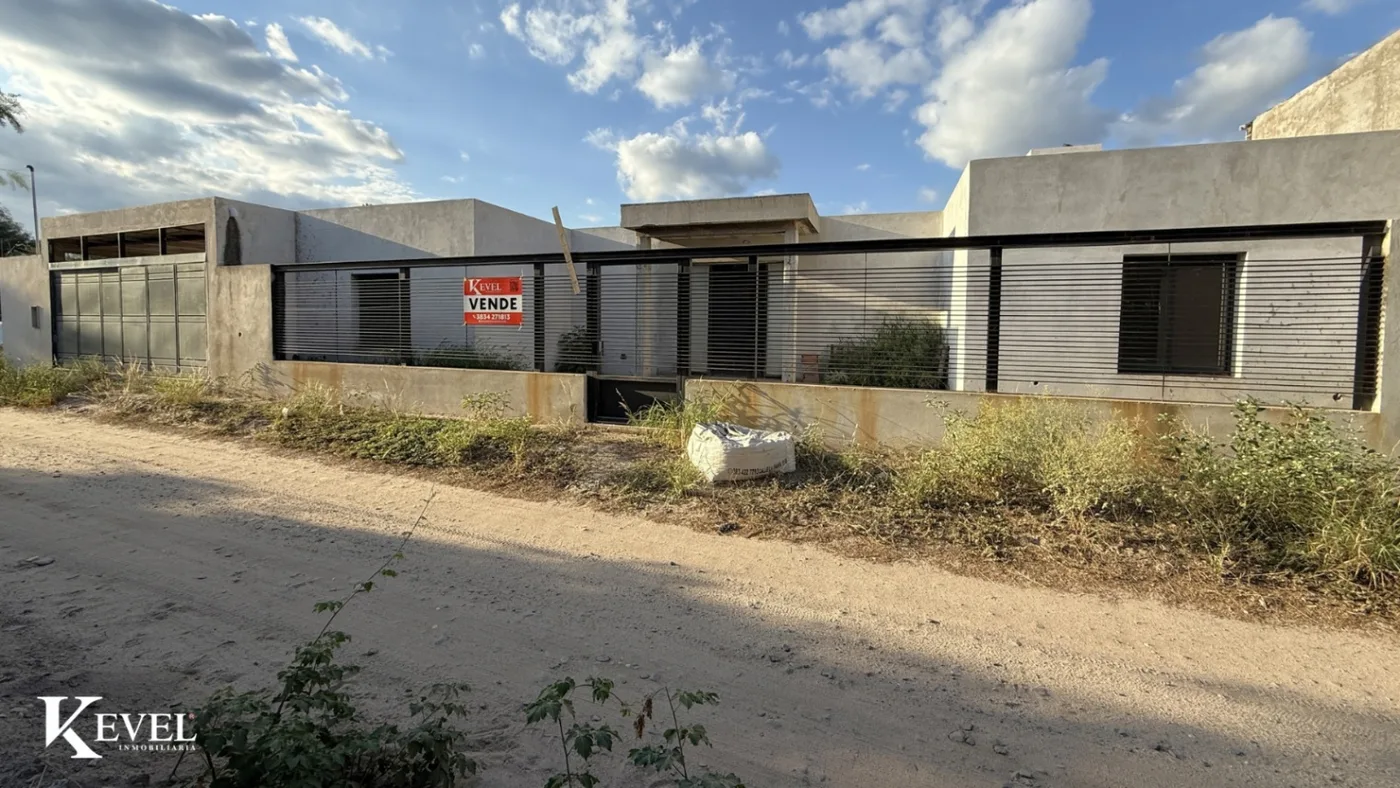 Casa de 3 dormitorios sin terminar