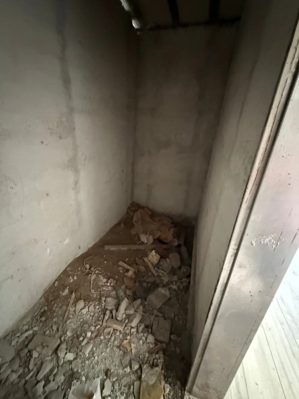 Casa de 3 dormitorios sin terminar, foto 4