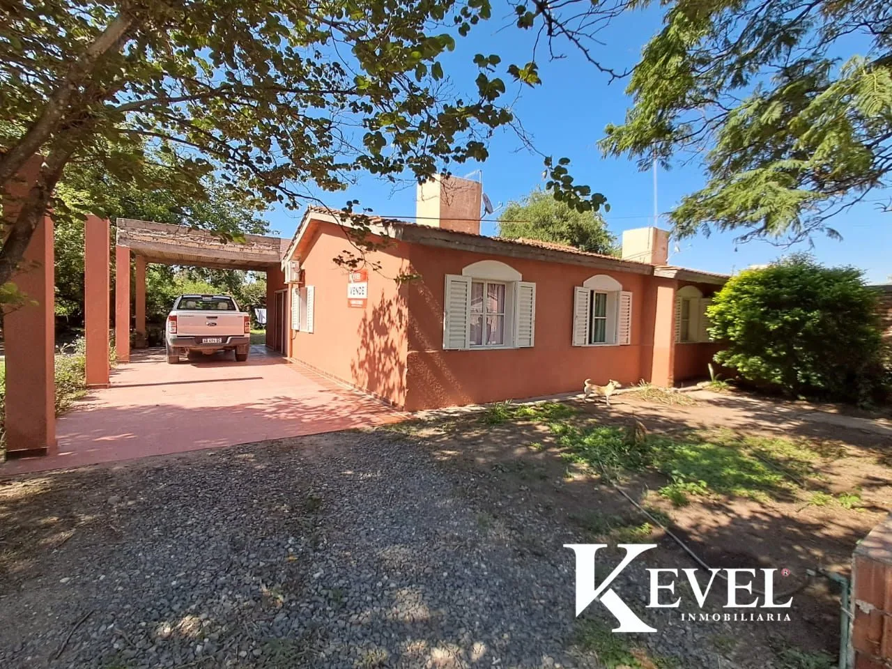 Casa en venta de 3 dormitorios c/ cochera