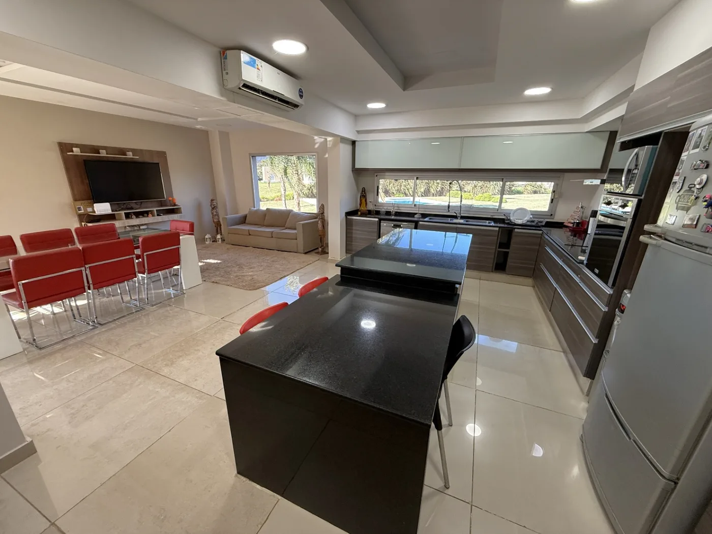 Casa de 3 dormitorios con pileta, foto 4