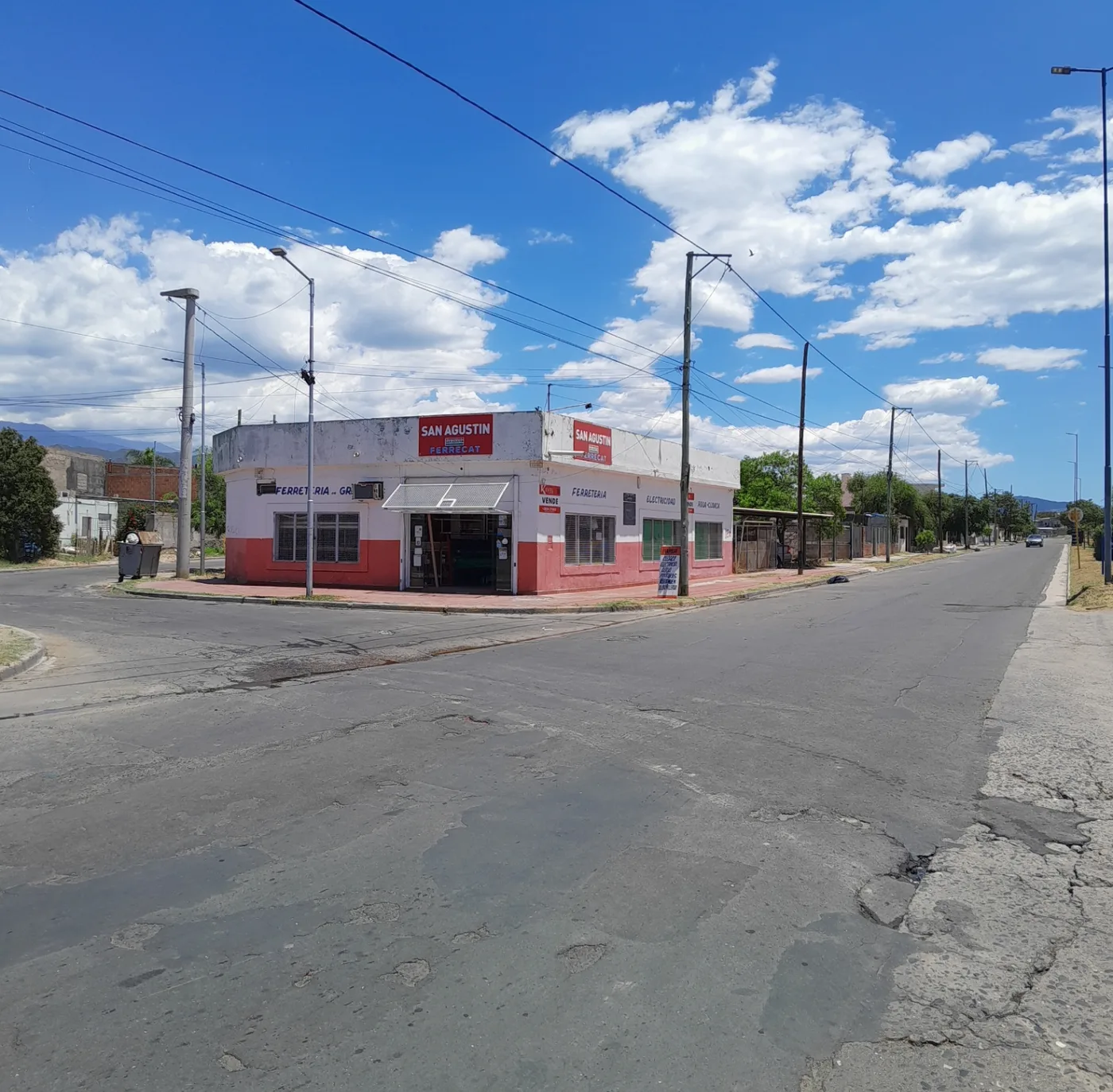 Local comercial en venta, foto 1