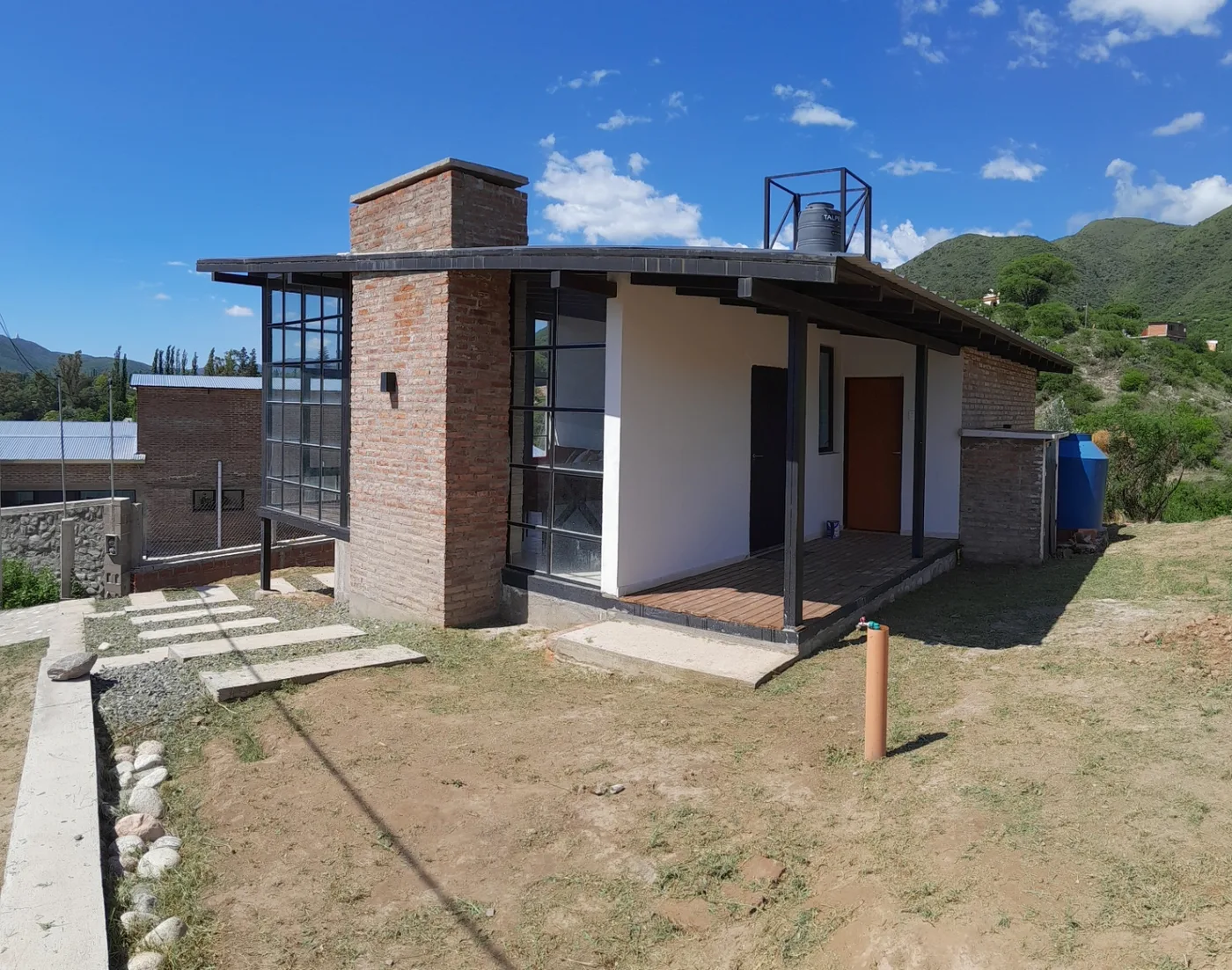 Casa en venta de 2 dormitorios c/ cochera en El Rodeo, foto 3