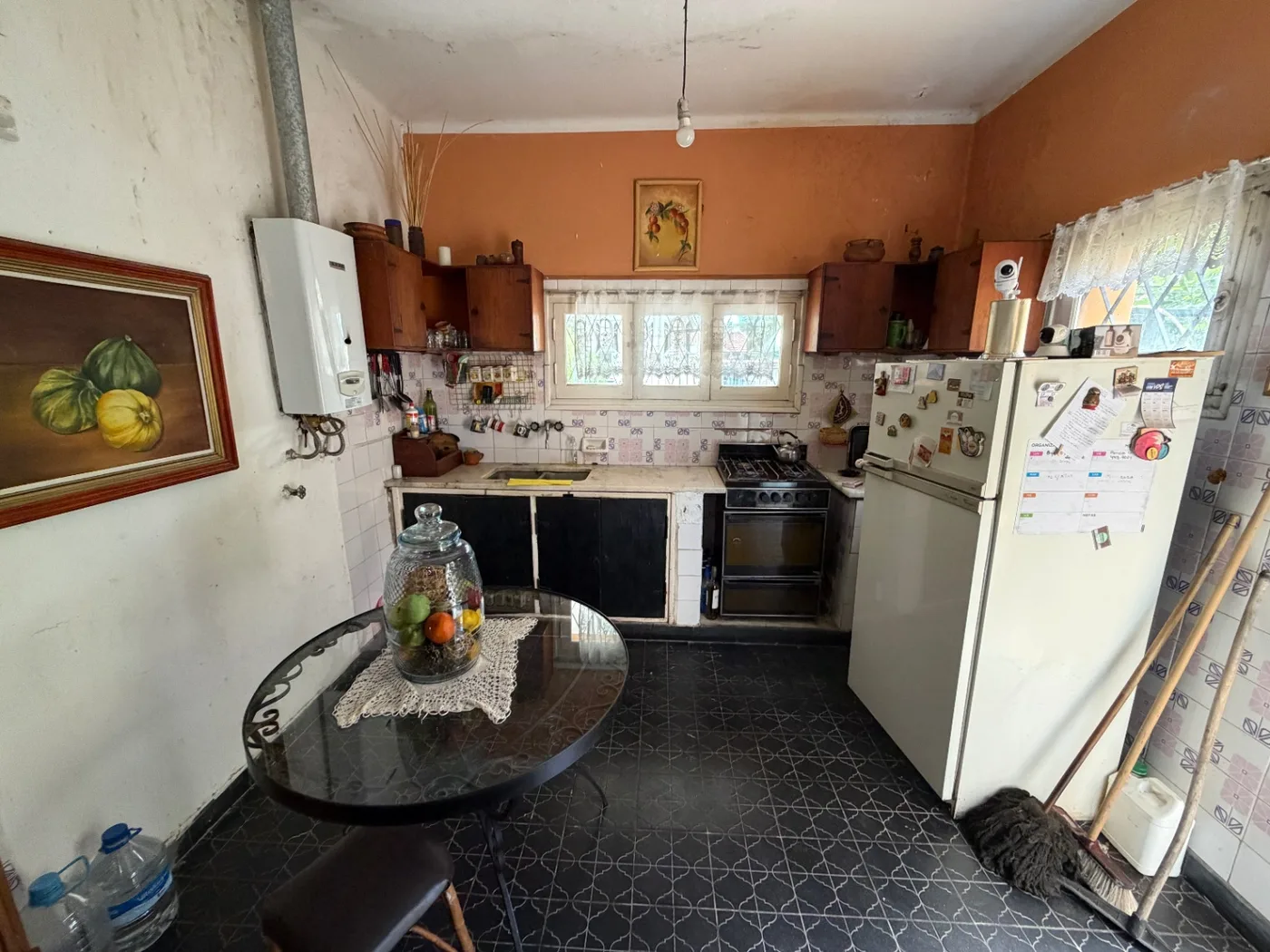 Casa centrica de 2 dormitorios, cochera y patio, foto 8