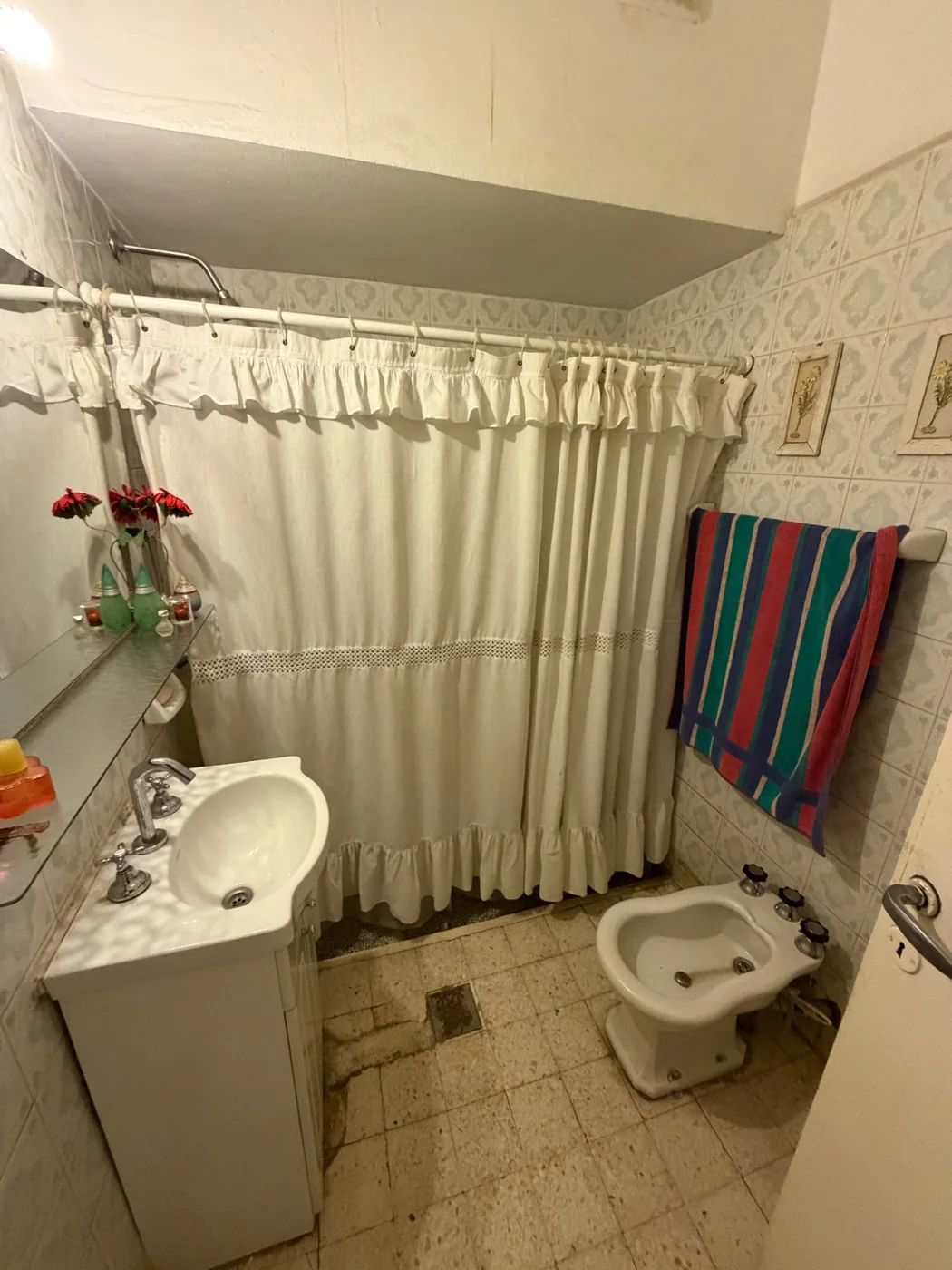 Casa centrica de 2 dormitorios, cochera y patio, foto 10