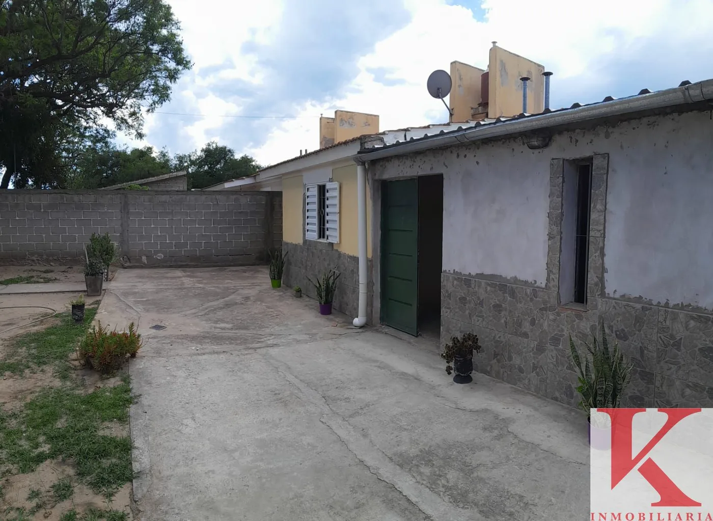 Casa de 2 dormitorios, cocina comedor, living estar y patio, foto 2