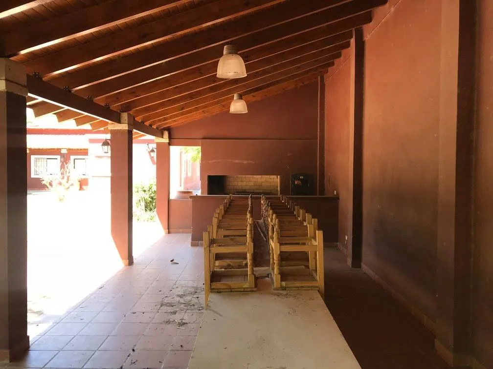 Casa quinta de 2 dormitorios con pileta, establo y quincho, foto 5