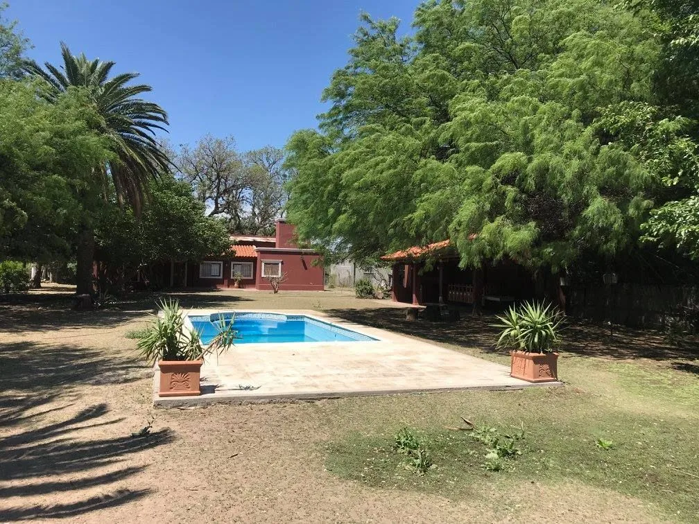 Casa quinta de 2 dormitorios con pileta, establo y quincho, foto 7