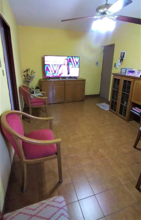 Departamento centrico de 2 dormitorios con balcon, foto 4