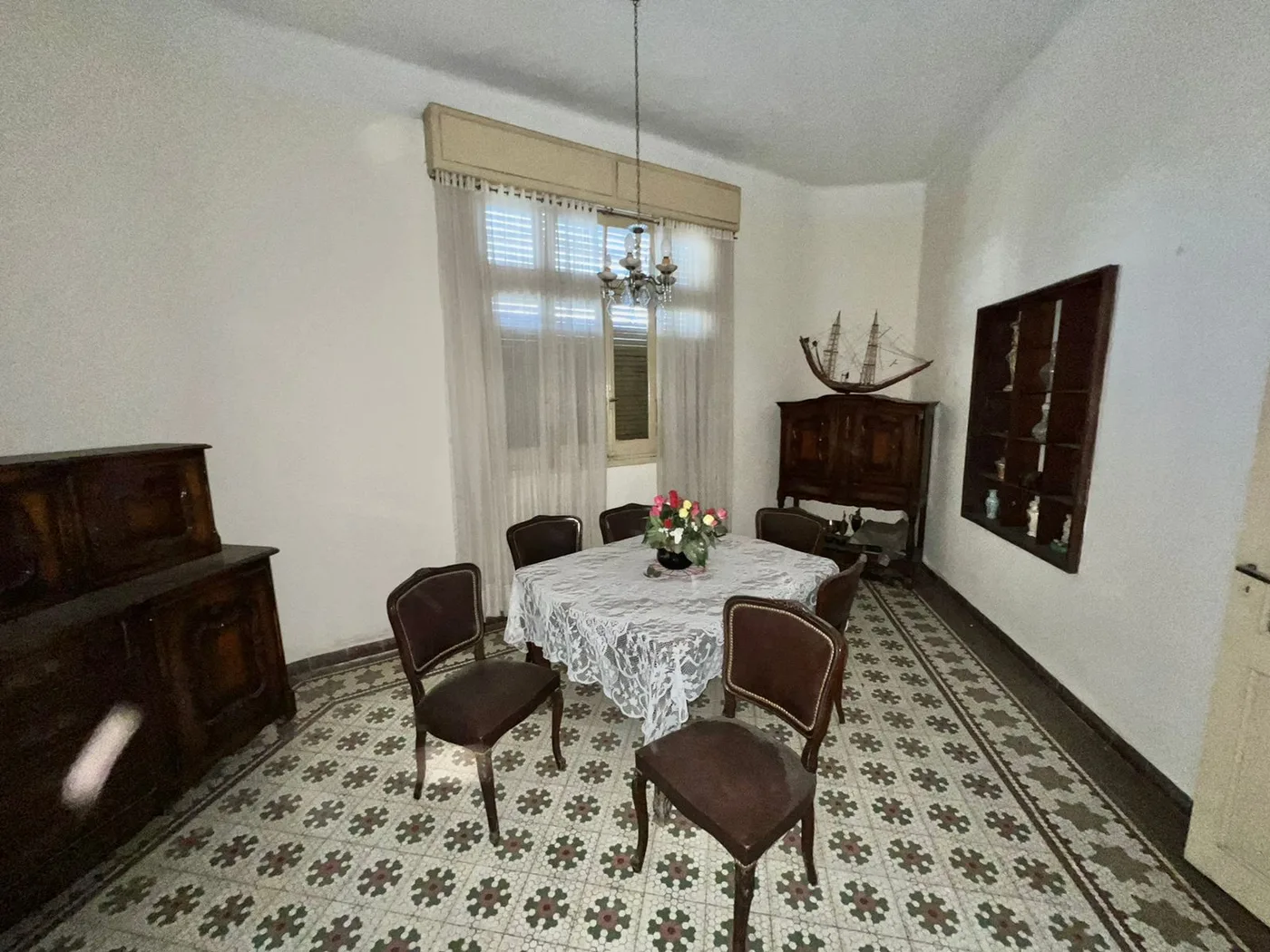 Casona centrica de 6 dormitorios, foto 3