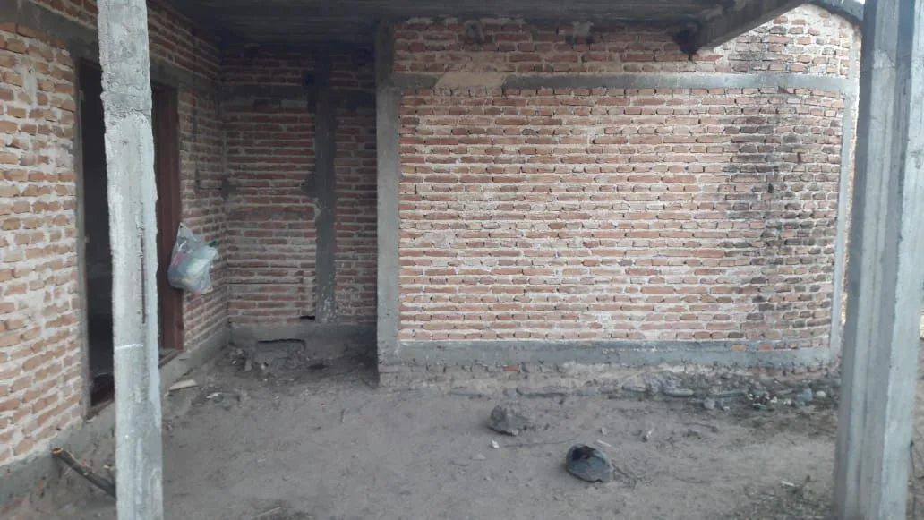 Casa de 4 dormitorios sin terminar., foto 7