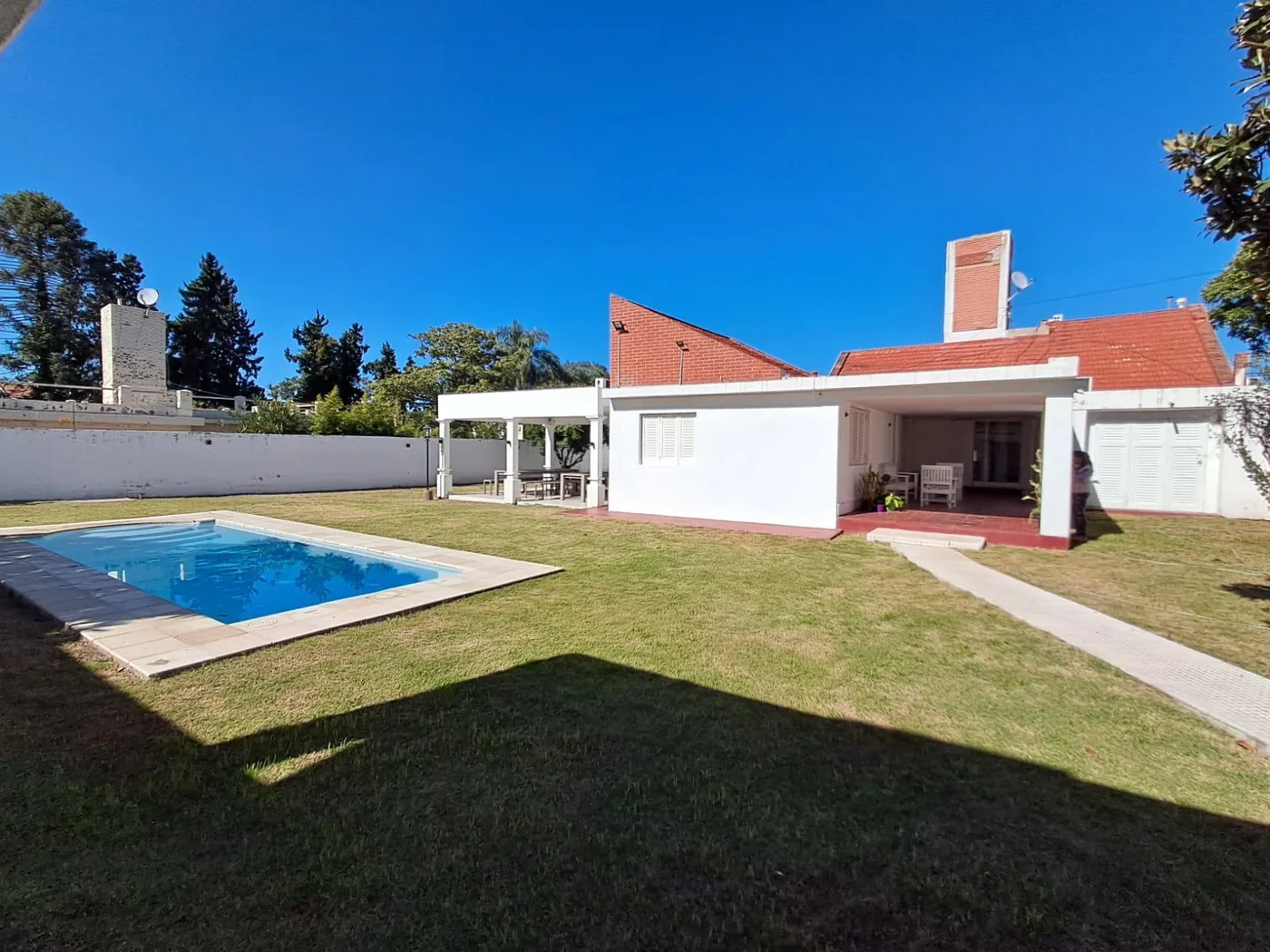 Importante casa de 240 m² cubiertos, foto 2