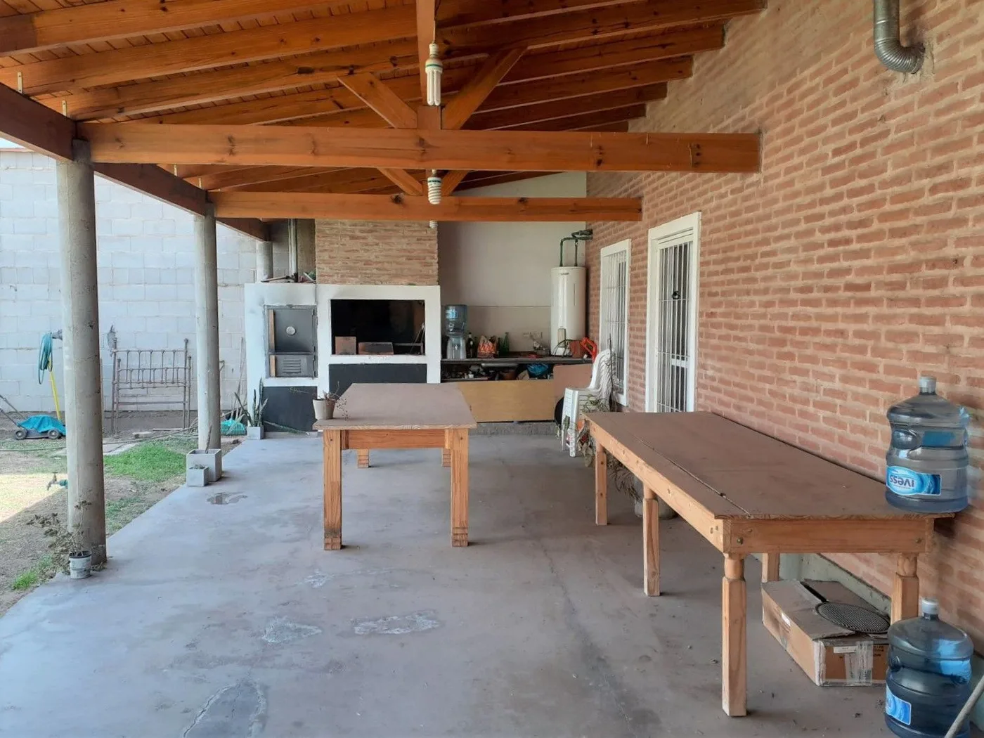 Casa en venta de 3 dormitorios, c/ cochera y patio amplio, foto 2