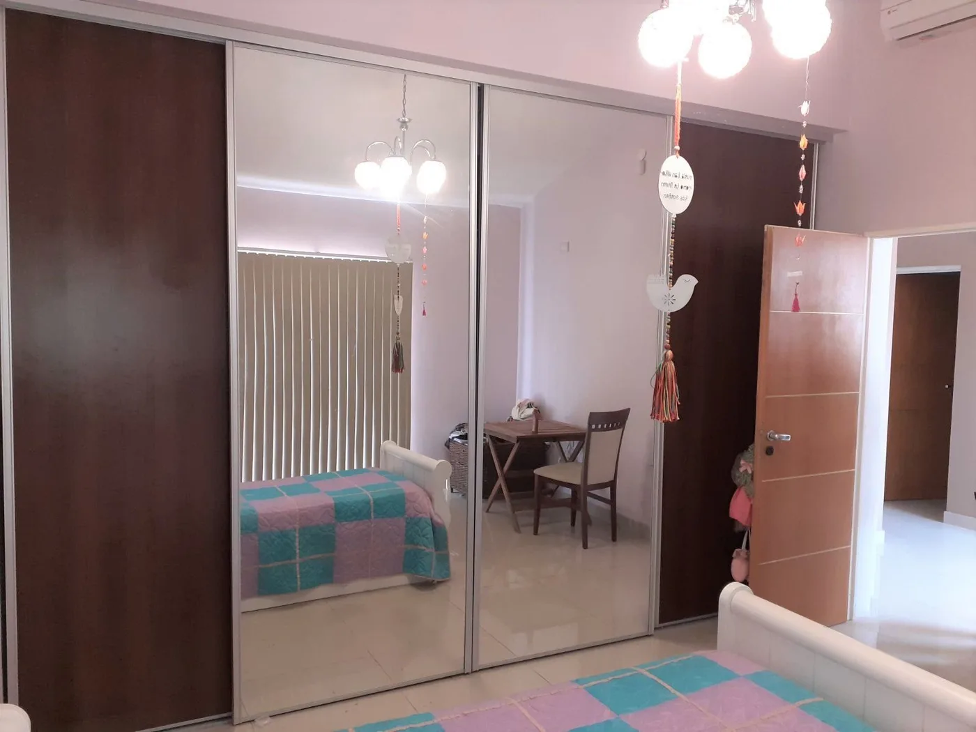 Casa en venta de 3 dormitorios, c/ cochera y patio amplio, foto 3
