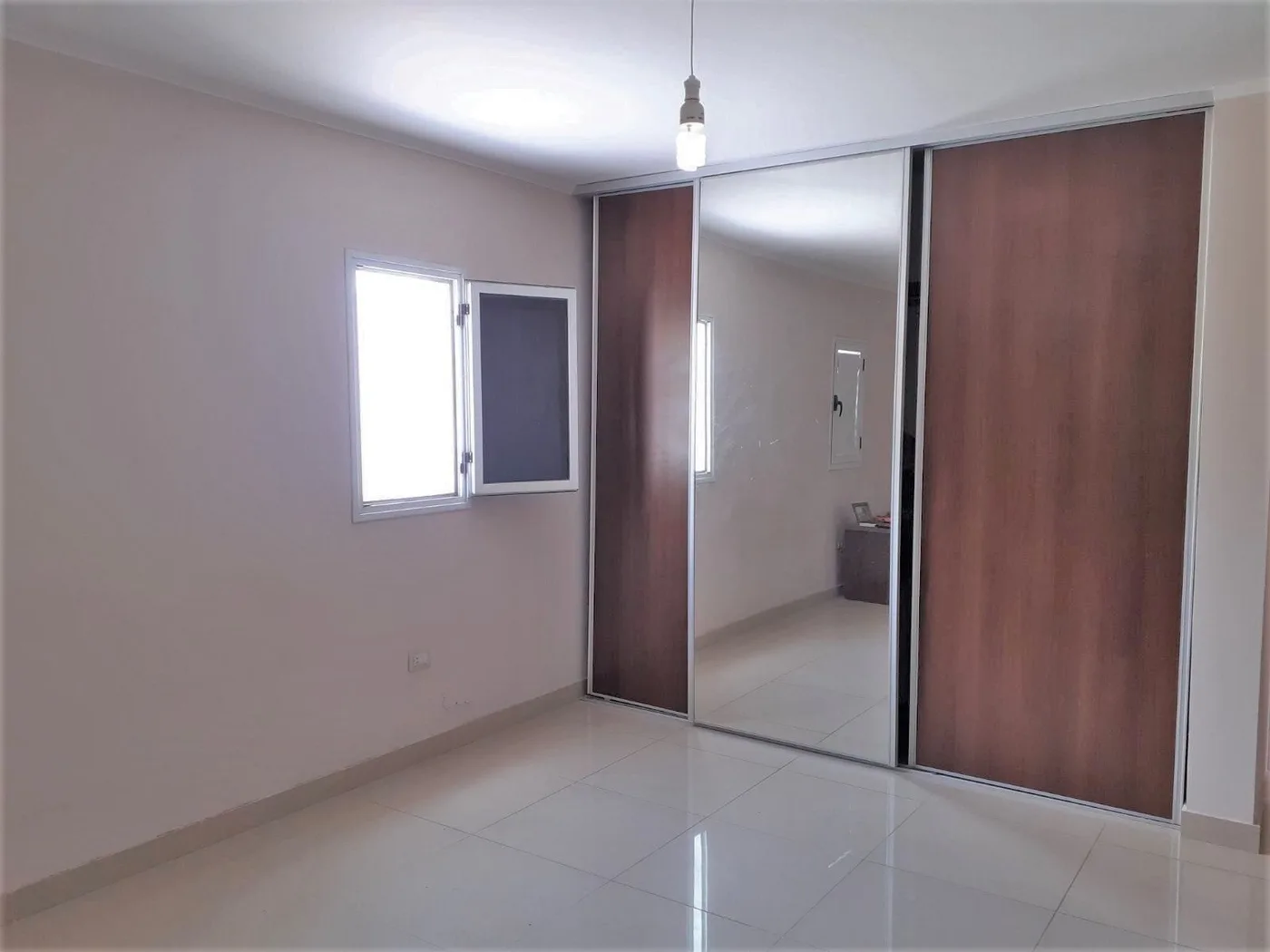 Casa en venta de 3 dormitorios, c/ cochera y patio amplio, foto 7