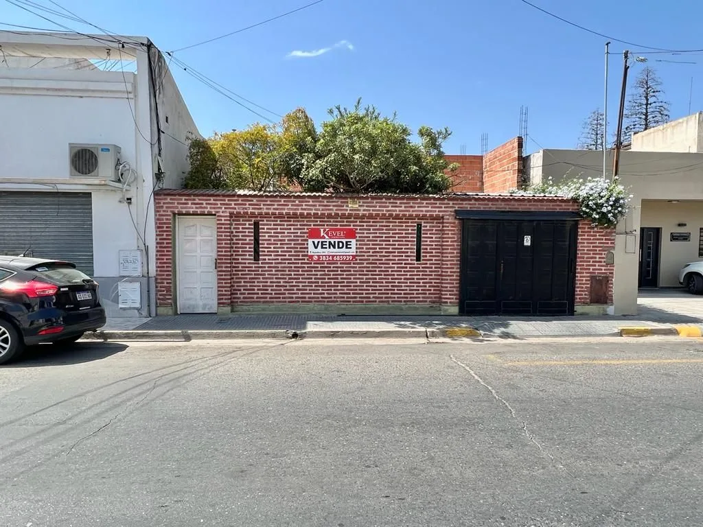 Casa de 3 dormtiorios en venta, con cochera, foto 1